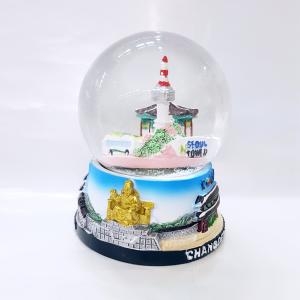 남산타워 <b>스노우</b><b>볼</b> 워터<b>볼</b> 소 관광 기념품