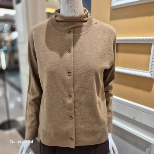 BCBG 올앤썬드리 가을25 프리텐딩 탑 가디건 A5F8K121