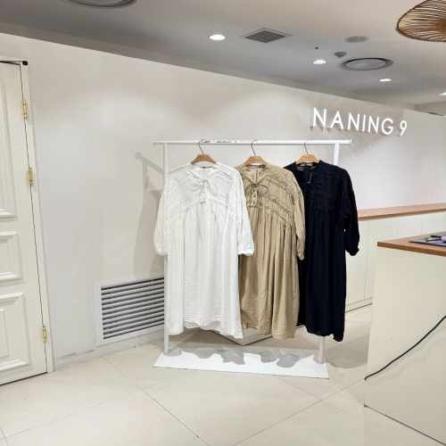  난닝구 스타필드코엑스점 비스렌원피스 1126A2OP006
