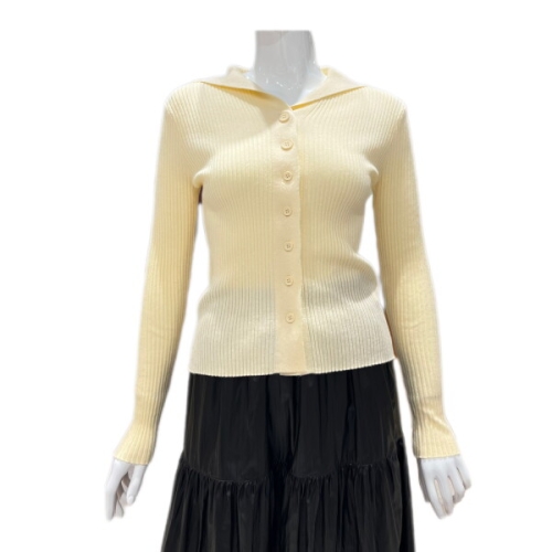 나인스텝 러스카라 브이넥 골지니트N26NW6113