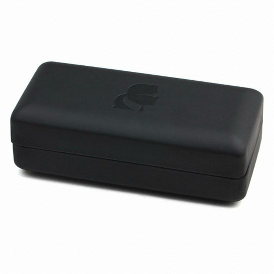 칼라거펠트 아이웨어 케이스 KL-04이미지입니다. 누르면 해당 게시물로 새창이동합니다.