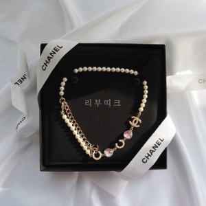 샤넬  오늘 CC로고 진주 골드 핑크 파츠 체인 초커 목걸이
