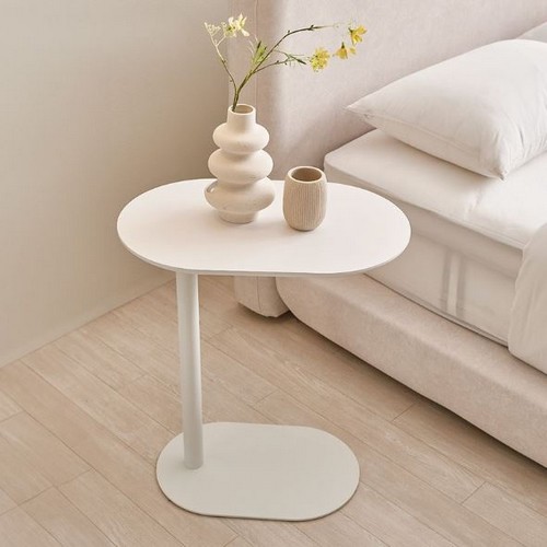 핀란디아 로엔 철제 라운드 거실 침실 사이드테이블