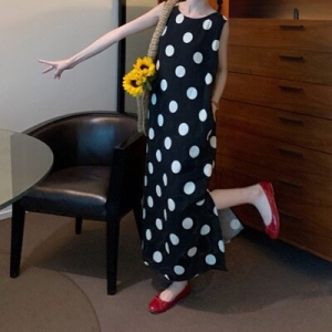 알티피아 바캉스룩 비치룩 여성 도트 민소매 원피스 WCA18CC_이미지