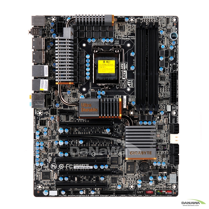 GIGABYTE GA-P67A-UD7 (B3)