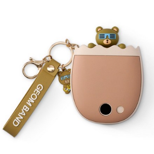 �ӷ��� ĳ���� Ű�� �ճ��� �������͸� 5400mAh