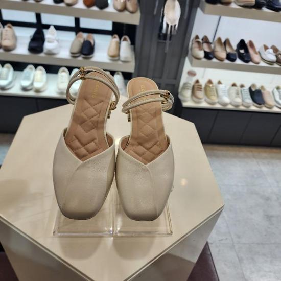 ��ĭ�� HC10 ���������̽�������̺��� LCWO76U41339