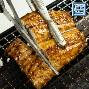 훈훈수산 풍천 민물장어 1kg 손질 후 600g 내외 /2-3미_이미지