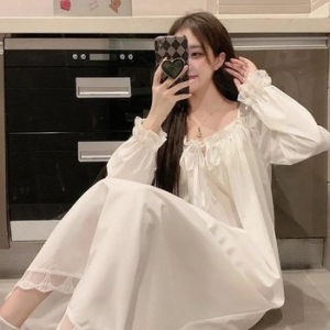 브이와이VY 여자 잠옷 넥셔링 레이스 스퀘어넥 쇄골 파자마_15570695