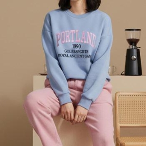 디자이어로즈 여자 대학생 겨울 오버핏 자수맨투맨 42508378