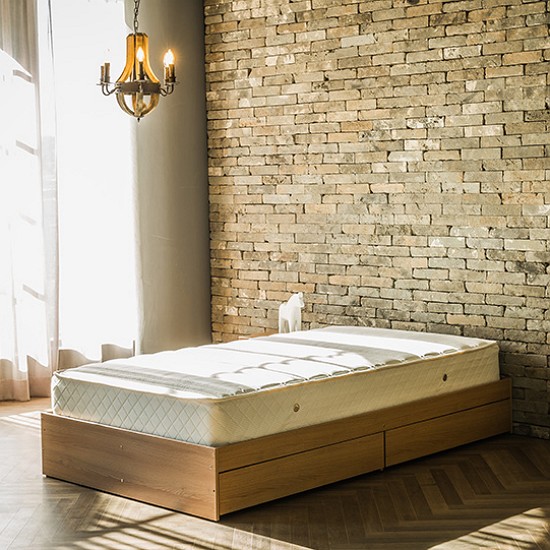 ������ ���丮�� ������ ħ�� Q