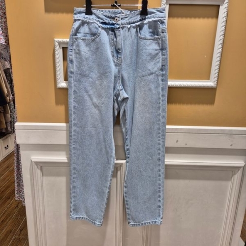 BCBG BG 쏠트워싱데님팬츠B5B4P359 아울렛 55 라이트블루 51