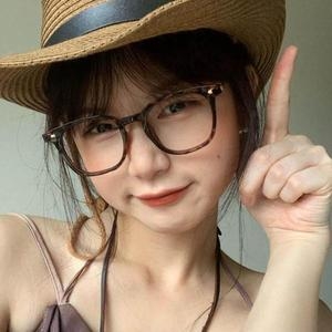 연예인 뿔테안경 가볍고 튼튼한 여자 패션룩 작은얼굴 S10830426