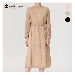 도트 패턴 롱 플리츠 원피스 AV03OP02M 252296