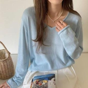 ONM 여성 쇄골강조 은은한 비침 낙낙한 루즈핏 브이넥니트 33115472