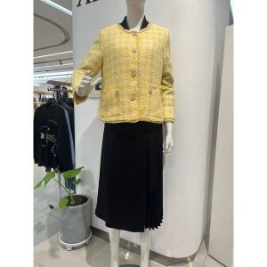안지크 라운드카라 트위드자켓 패고딩자수 AI1JK1180