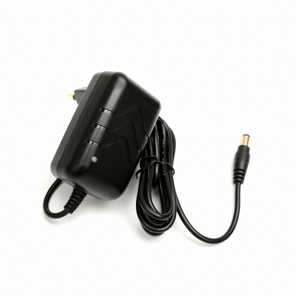 �Ŀ��� 8.4V 1.5A �����