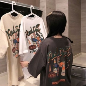  루시 베이직 로고프린트와이드핏 반소매티 WFK1Y8A