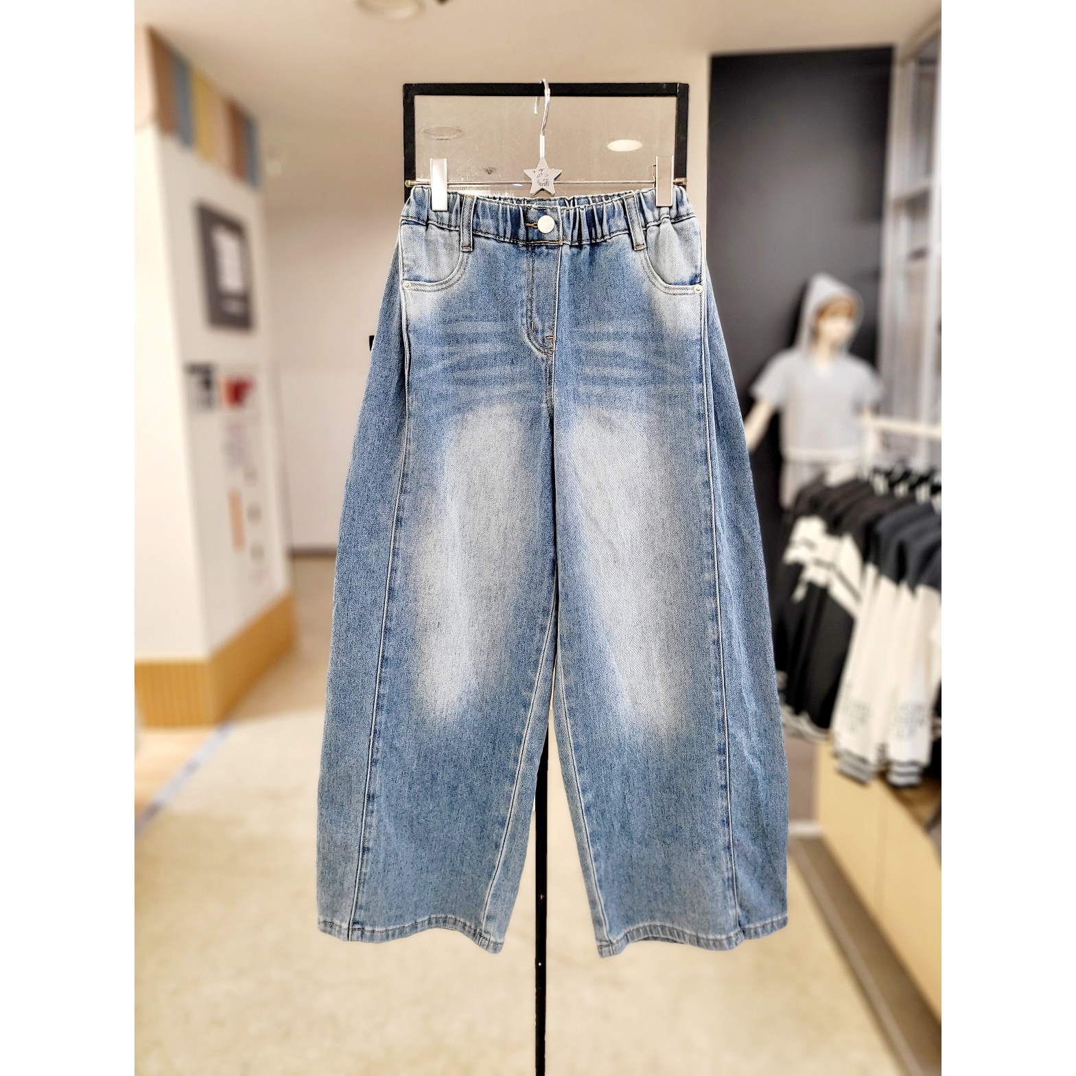 더데이걸 싸이드 턱 슬림핏 데님 바지 TGTJ26F01