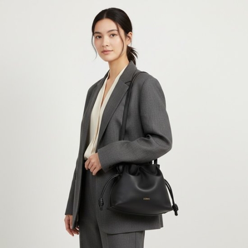 로에베 플라멩코 가죽 클러치 A411FC2X73