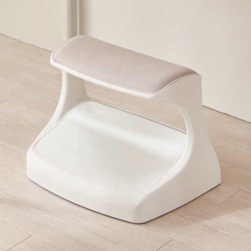 핀란디아 리안 2단 일반형 쿠션 발받침대이미지입니다. 누르면 해당 게시물로 새창이동합니다.