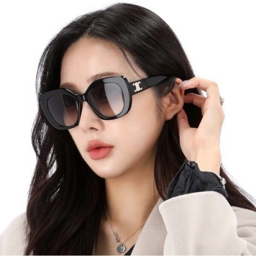 셀린느 트리옹프 06 선글라스_CL40226U 01F_이미지