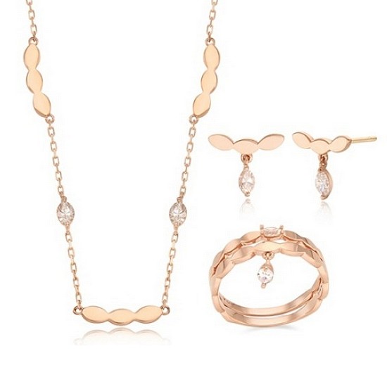 ������ 18K ���δ�ī ��Ʈ S75594ST