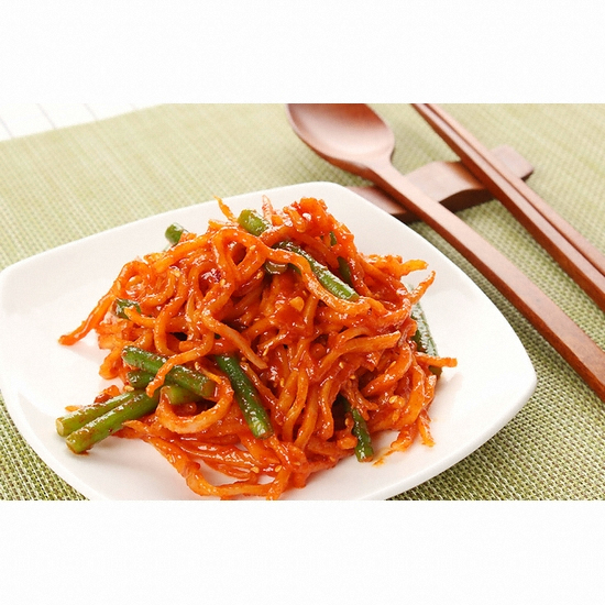 델리우드 마늘쫑 진미채무침 200g (1개)_이미지