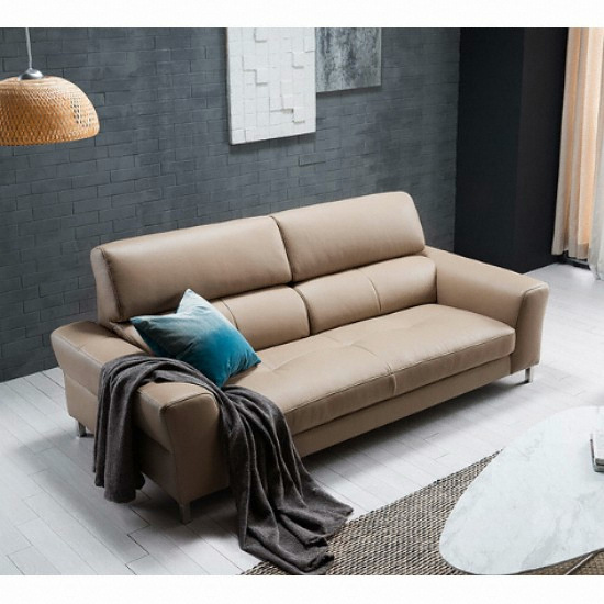 ���ڸ� ��Ƴ� õ������ ���� 3�ο�