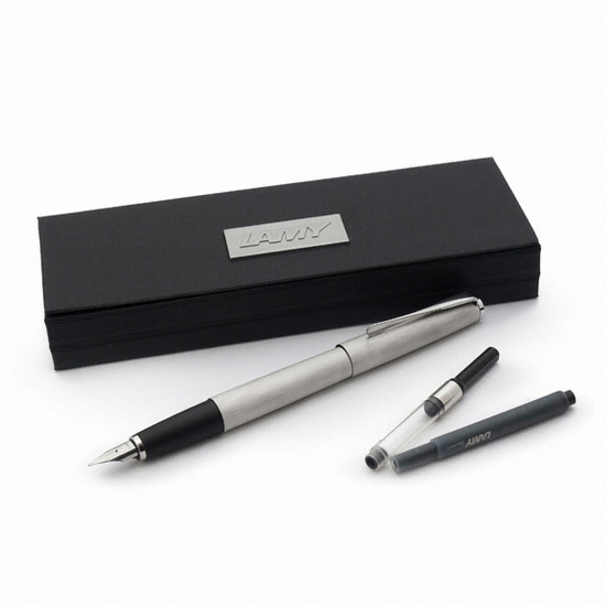 라미 스튜디오 만년필_이미지