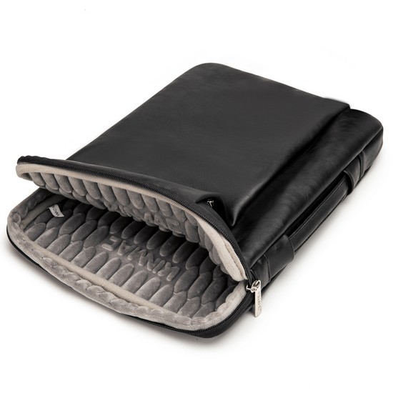 킨맥 360쉴드 노트북 파우치 15.6인치 (레더블랙)이미지입니다. 누르면 해당 게시물로 새창이동합니다.