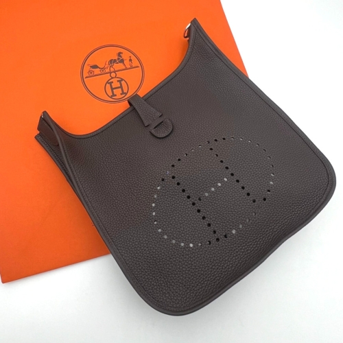 �����޽� ������ III 29 ��ī�縣 ũ�ν���_H056277CK3S