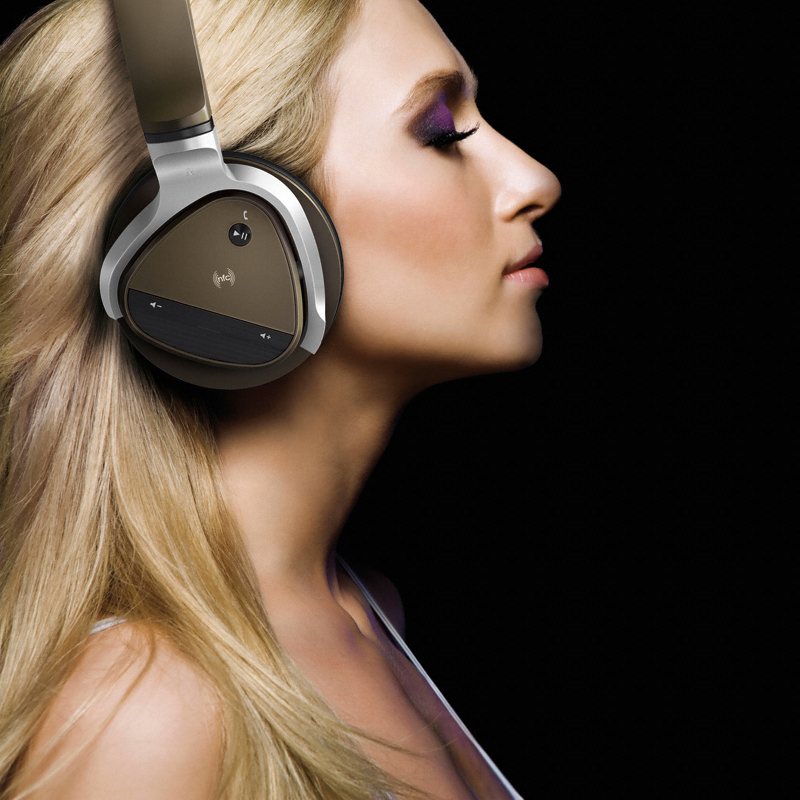 Creative Aurvana Gold