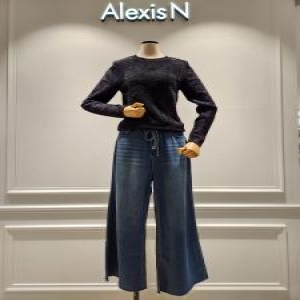 제시뉴욕 알렉시스앤글리터링버튼디테일니트JDA5NSKO5360_이미지
