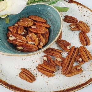 미웰 피칸 반태 수입 1kg 1개