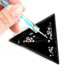 �۸��� �Ƚ� ���� ���Ͼ�Ʈ ť�� ���� �ﰢ Ʈ���� WFJ1FMO