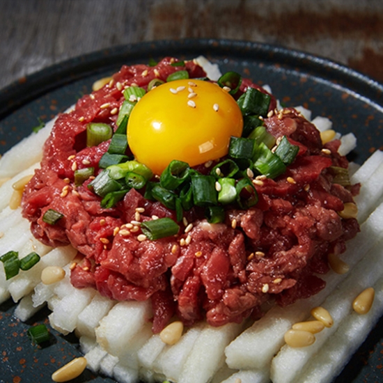식탁이있는삶 RED PLATE 한우 우둔살 육회 300g (1개)_이미지