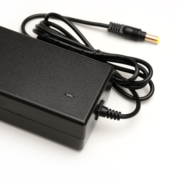 �����ӵ�Ʈ 24V 2A �ڵ���ü�� �����