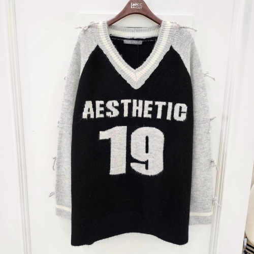 소매리본포인트 박시핏 브이넥 니트 MM12KN704_GN