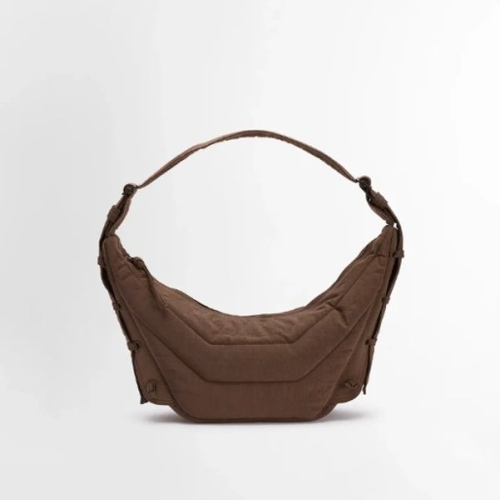 입생로랑 생로랑 SAINT LAURENT 박스 생 로랑 소재의 미니 VOLTAIRE 7796420SX0W3237