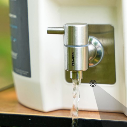 다니고 스탠리 워터저그 호환용 수도꼭지 원통형이미지입니다. 누르면 해당 게시물로 새창이동합니다.