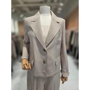 라인(LINE) N854 여성 투버튼 자수포켓 크롭자켓 NVJKPD8200이미지입니다. 누르면 해당 게시물로 새창이동합니다.