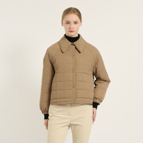 BCBG 밑단 스트링 퀼팅 점퍼 B5D9G172이미지입니다. 누르면 해당 게시물로 새창이동합니다.