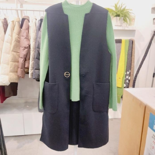 H 원단추베스트 B21VT3202