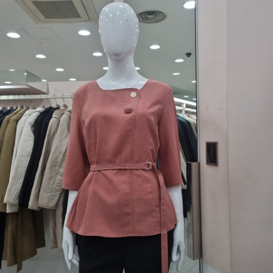 여성 스퀘어 넥 벨티드 블라우스 VOCNL3M4221