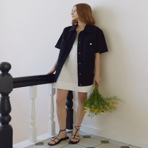 바네사브루노 아떼 아떼 여성 VLJA5B233BK 블랙 워싱 포켓배색 데님자켓_이미지