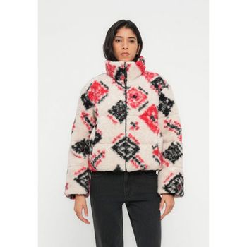 아베크롬비 Fitch 아버크롬비 앤 피치 숏 퍼퍼 프린트 겨울 재킷 흰색/빨간색/검은색 752883_이미지