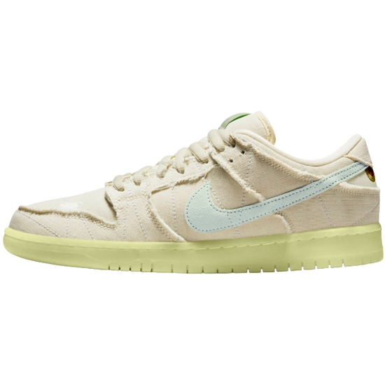  나이키 SB 덩크 로우 프로 프리미엄 머미 (DM0774-111)