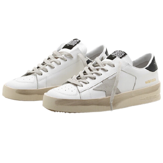 골든구스 스타단 스니커즈 GMF00128 F000567 10220이미지입니다. 누르면 해당 게시물로 새창이동합니다.