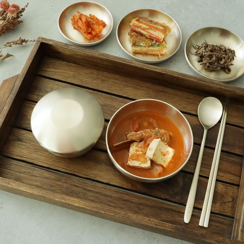 명성유기 방짜 1인 단반상기  9P 공기대접세트이미지입니다. 누르면 해당 게시물로 새창이동합니다.